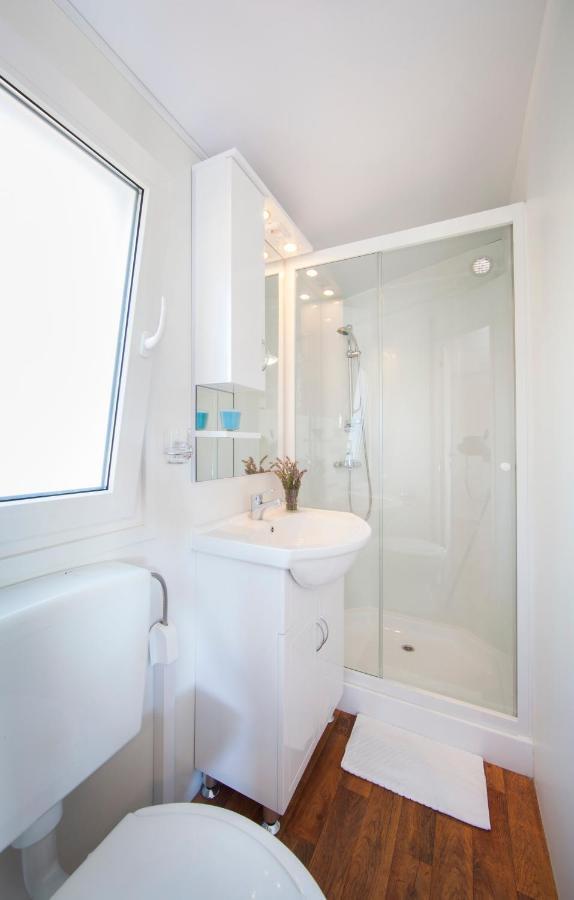 Aminess Sirena - Holiday Homes Classic Новиград Екстериор снимка